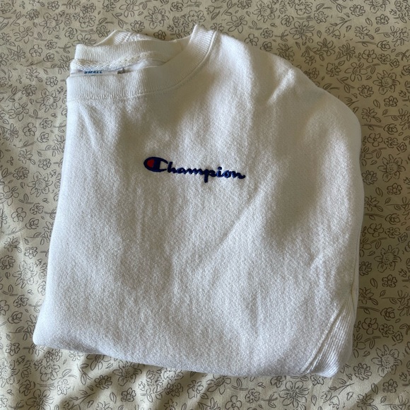 White champion crewneck - Picture 2 of 4